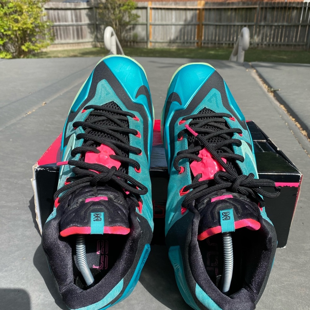 SOLD - Picture 4 of 10